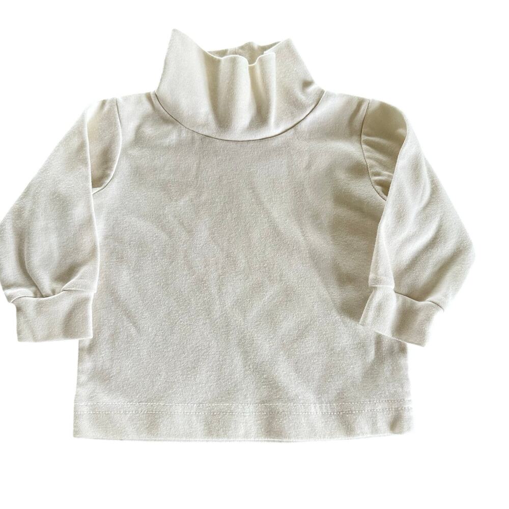 Boys n' Berries Cream Turtleneck Top - Size 18 Months